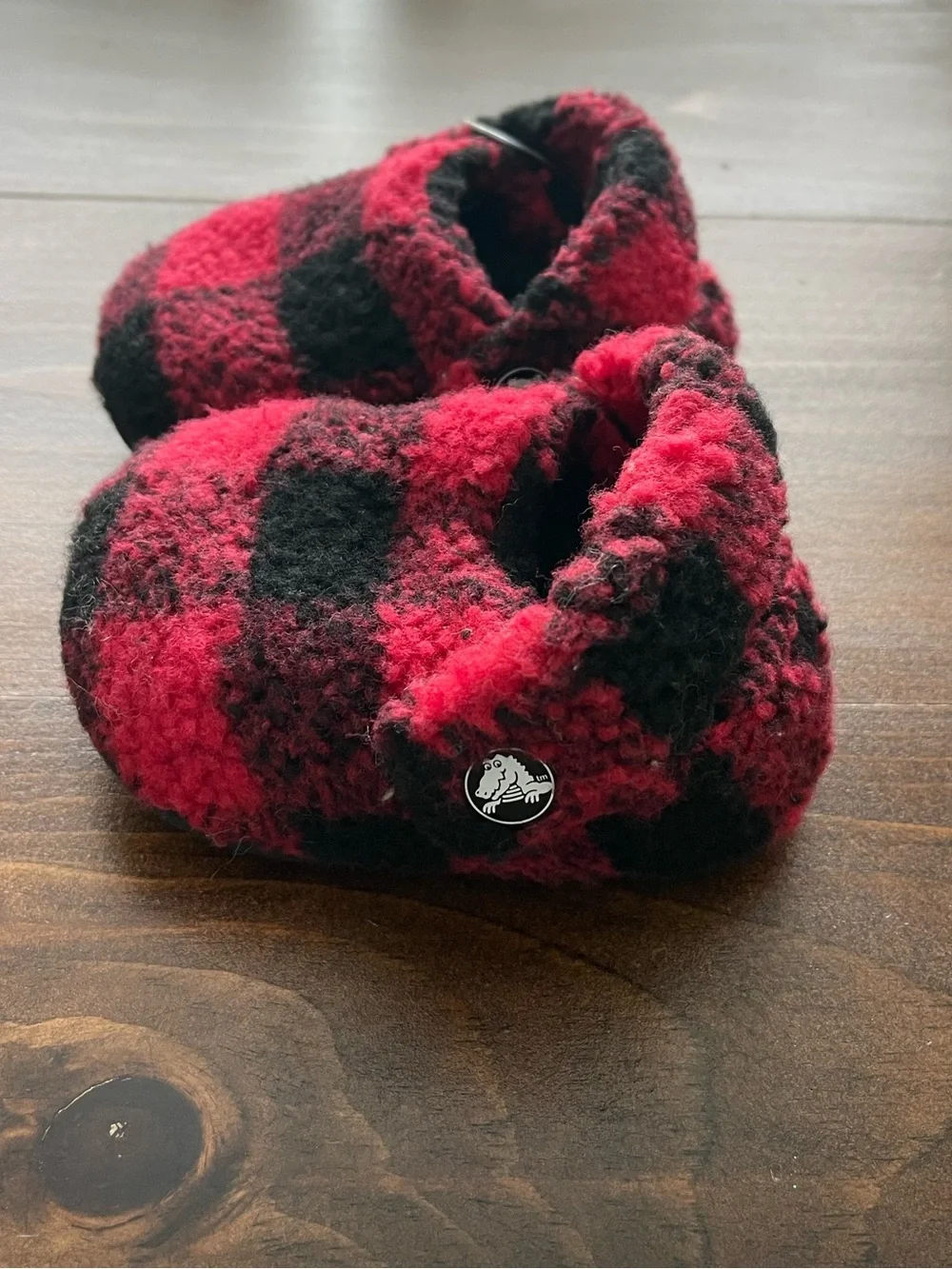 Crocs Kids' Classic Cozzzy Slippers - Buffalo Plaid